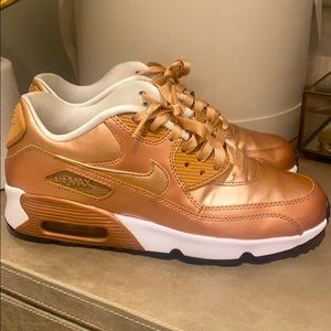 Nike air max youth equivalent to woman’s 8